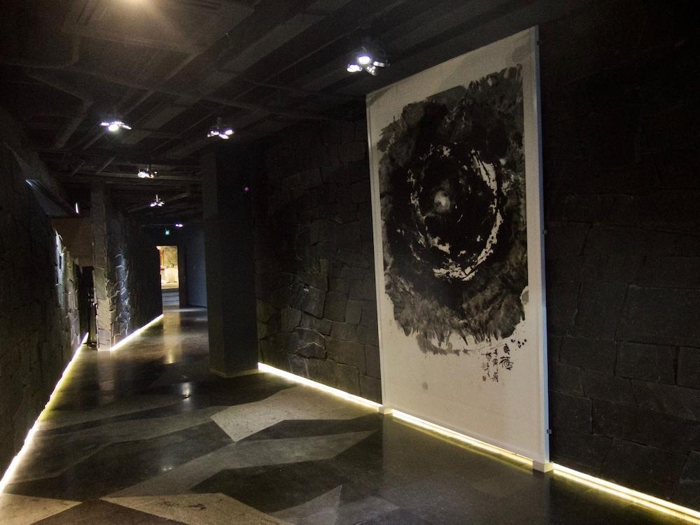 The Emperor Tiananmen Beijing Hotel Bagian luar foto The interior of the museum