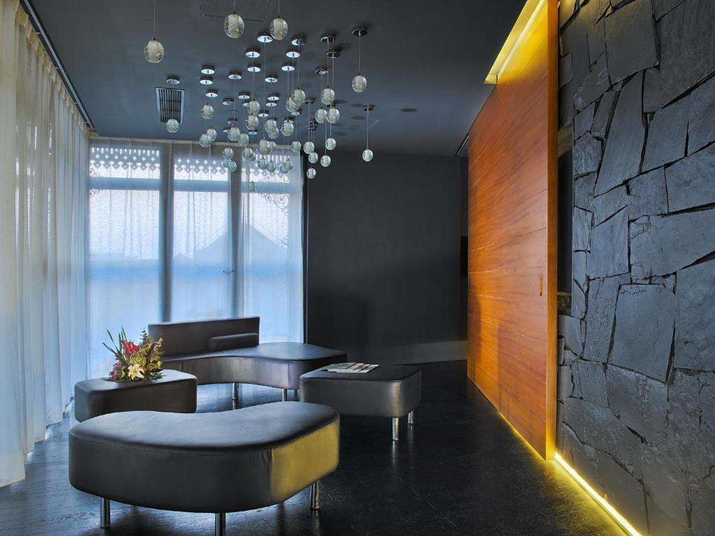 The Emperor Tiananmen Beijing Hotel Bagian luar foto Interior of the hotel
