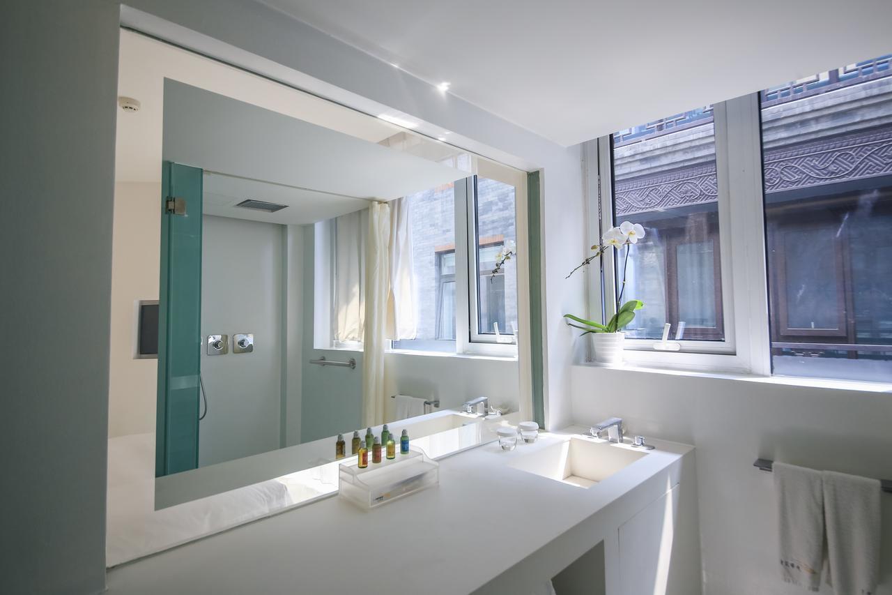 The Emperor Tiananmen Beijing Hotel Bagian luar foto Bathroom